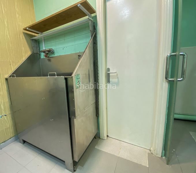 Foto 24240510-cf49-4b0a-8306-9db06a277235. Locale commerciale in torrelaguna 7 in San Pascual Madrid