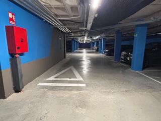 Location Parking voiture à Ferenc puskas 193. Alquiler plaza garaje cañaveral