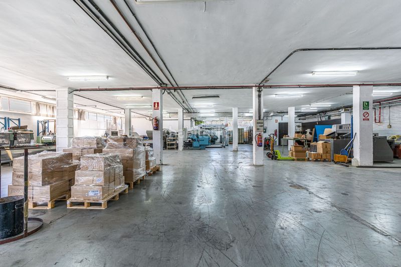 Foto 081302a0-0a91-4168-9f1b-261beabb9284. Edifici a campezo 13 a Rejas Madrid