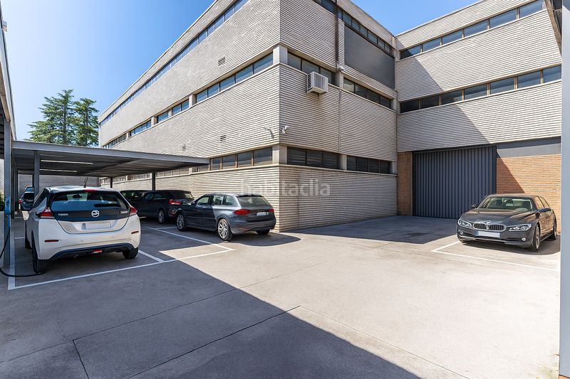 Foto 168cfa32-922c-4383-8562-cd3cbd2d815b. Edifici a campezo 13 a Rejas Madrid