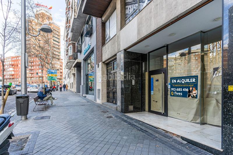 Foto a33eb16d-3477-494e-9332-0292bbd309d4. Local comercial en maría de molina 64 local de prestigio en pleno corazón de maría de molina en Madrid