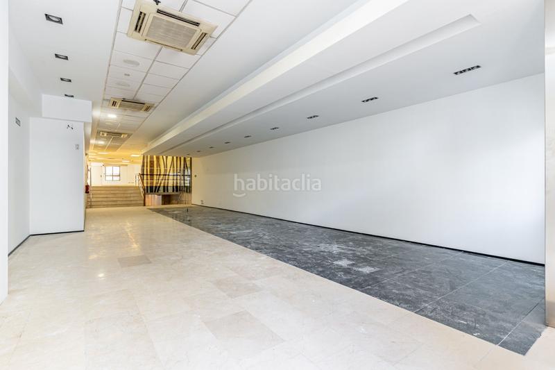Foto cc60b9ab-fb7b-42b7-b716-c1e950bda01c. Local comercial en maría de molina 64 local de prestigio en pleno corazón de maría de molina en Madrid