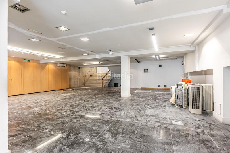 Foto f7a1e477-88d9-44bf-9538-c388c38f1057. Local comercial en maría de molina 64 local de prestigio en pleno corazón de maría de molina en Madrid