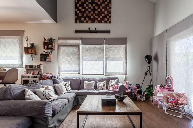 Foto 1dd8f116-3437-4265-a9db-d155c11adeec. Maison jumelée avec chauffage parking piscine dans El Guijo-Colonia España Galapagar