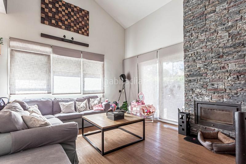 Foto 2126e3b1-188e-402f-9d7a-286a22628f25. Maison jumelée avec chauffage parking piscine dans El Guijo-Colonia España Galapagar