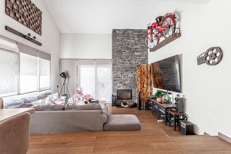 Foto 505a33f7-24da-44d0-906e-233c88838419. Maison jumelée avec chauffage parking piscine dans El Guijo-Colonia España Galapagar