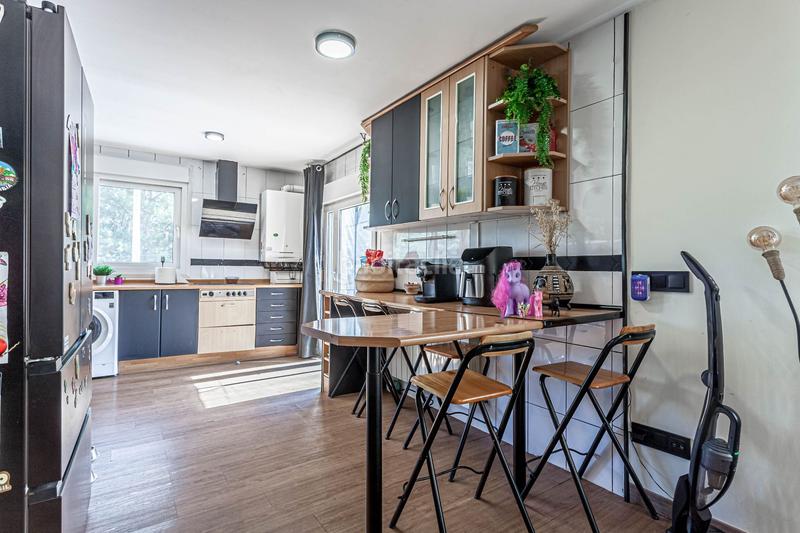 Foto 53bb64b7-cd5a-4853-8102-5a30cdbac950. Maison jumelée avec chauffage parking piscine dans El Guijo-Colonia España Galapagar