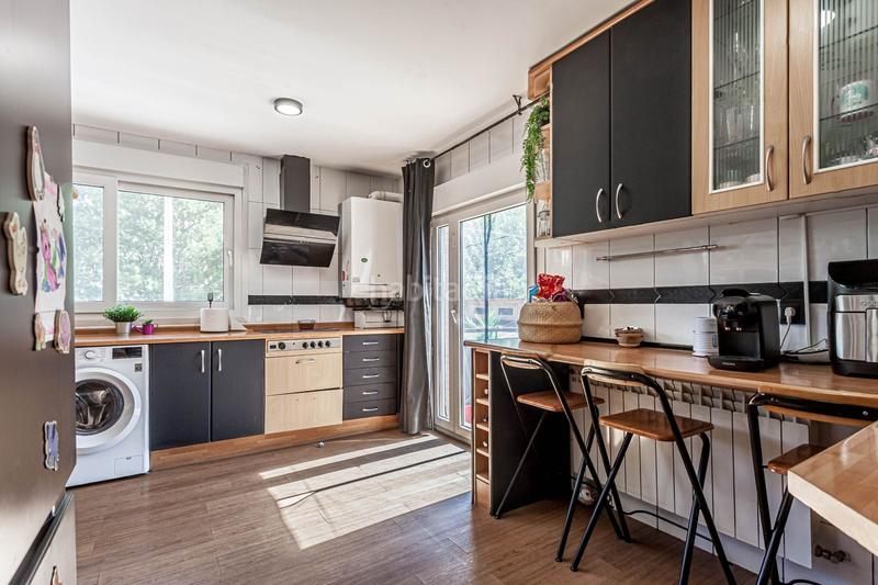 Foto 881fa18d-2c70-4b67-8fa8-58eb4899c455. Maison jumelée avec chauffage parking piscine dans El Guijo-Colonia España Galapagar