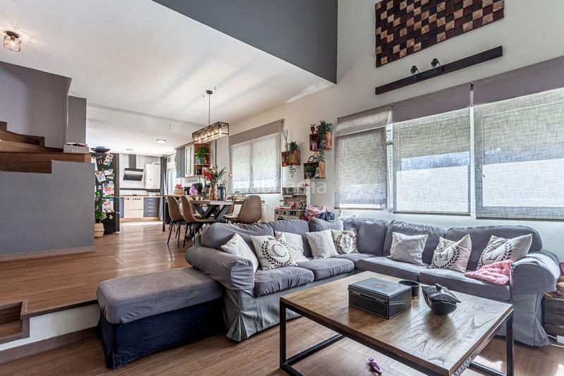 Foto b863feaa-4974-4823-8ba2-b80e1396bdfc. Maison jumelée avec chauffage parking piscine dans El Guijo-Colonia España Galapagar