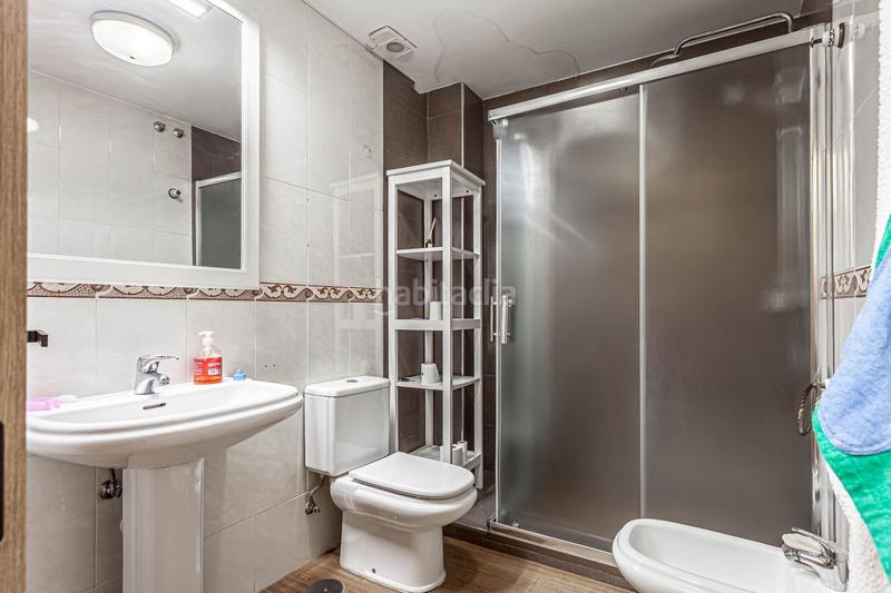 Foto c18b6516-5660-4c99-8016-2d738db6f2b1. Maison jumelée avec chauffage parking piscine dans El Guijo-Colonia España Galapagar