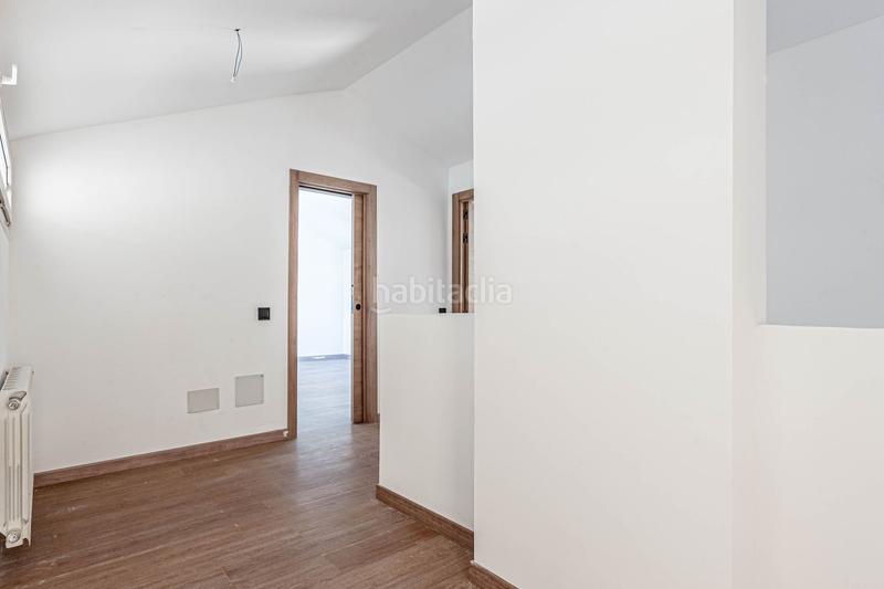 Foto cd52e85e-a1ca-4713-a12a-7c6bc61455c6. Maison jumelée avec chauffage parking piscine dans El Guijo-Colonia España Galapagar