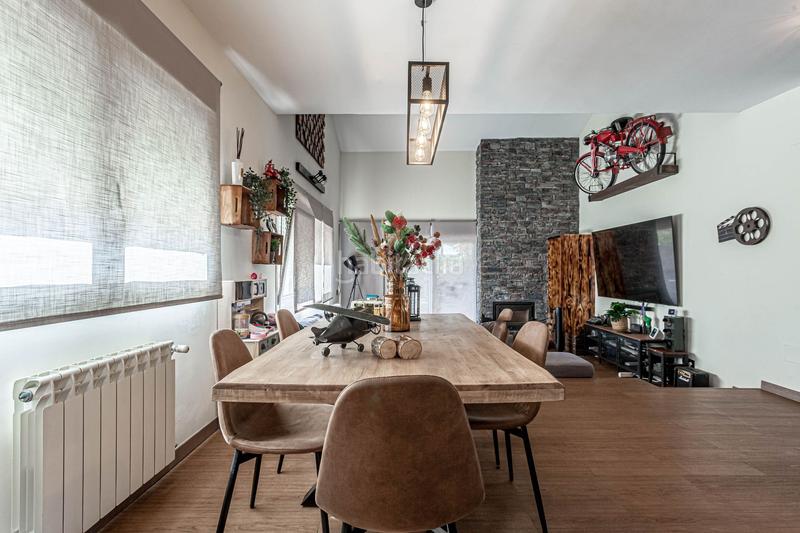 Foto e42ed888-ab75-4389-a79f-bc4125810d2d. Maison jumelée avec chauffage parking piscine dans El Guijo-Colonia España Galapagar