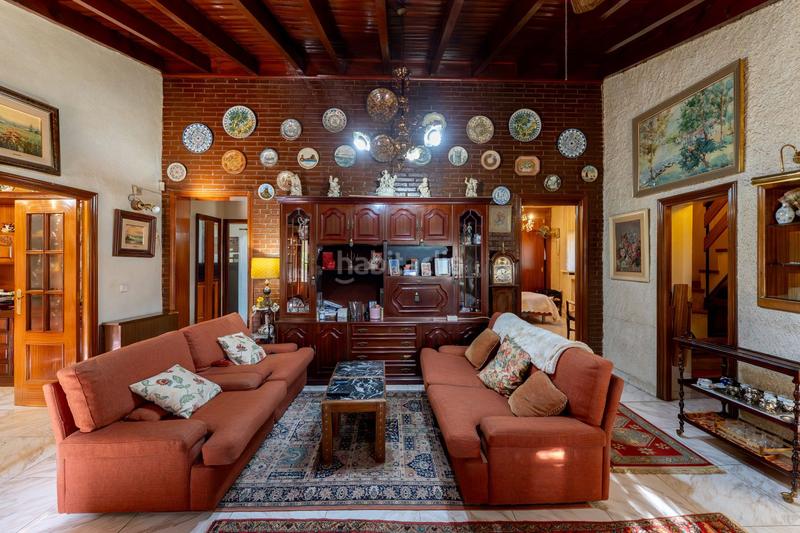 Foto 6b7f4c91-7ed5-4161-8ab3-ff0fc85019e3. Casa amb calefacció aparcament piscina a Las Matas-Peñascales Rozas de Madrid (Las)