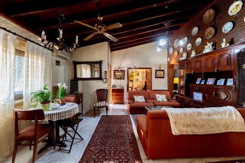 Foto c4cd4aeb-9b12-4478-a929-ab48caee025c. Casa amb calefacció aparcament piscina a Las Matas-Peñascales Rozas de Madrid (Las)