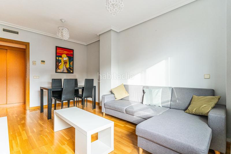 Foto 8ee2aa9e-616c-456e-b945-af52bf3bb685. Appartement dans trole 9 dans Palomeras Sureste Madrid