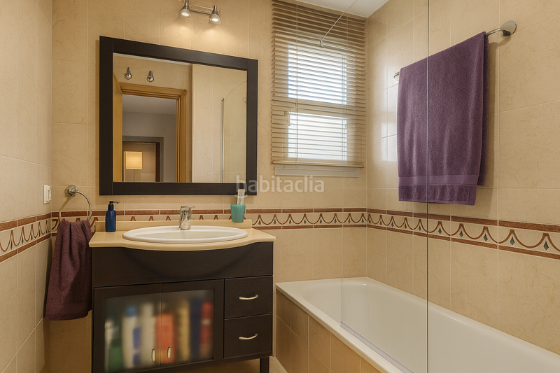 Foto 1d06d1e2-c652-4ce4-b2c9-36241d771467. Maison jumelée avec chauffage parking piscine dans Centro Rivas - Vaciamadrid