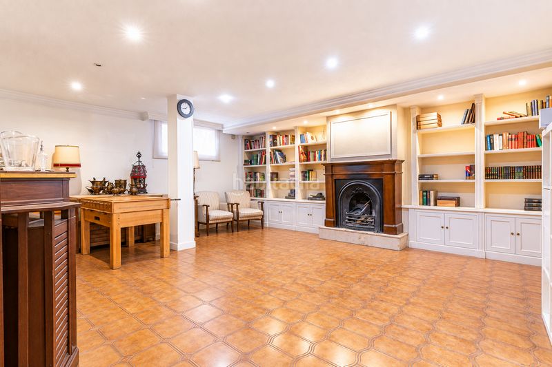 Foto c9a435b0-260a-40d0-93e1-2fab1ca2a1da. Semi detached house with heating in Palomas Madrid