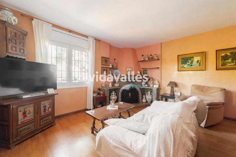 Foto 03f44637-f005-44db-8a64-49263ae7a57b. Casa amb aparcament a Cànoves i Samalús