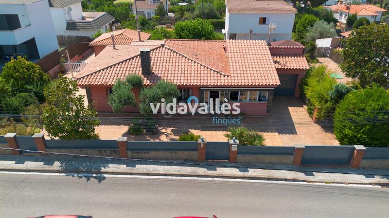 Foto 34598555-df36-4cfe-90b2-d07fcb7d5582. Haus mit parking in Cànoves i Samalús