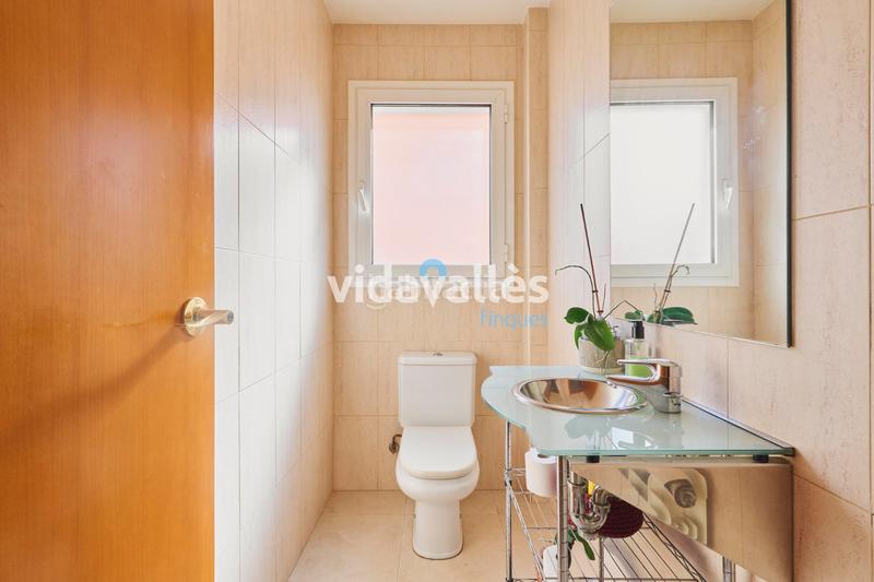 Foto 7ef27db9-7381-4607-a580-981ee3d9a6a3. Maison jumelée dans rambla ernest lluch 63 dans Cardedeu