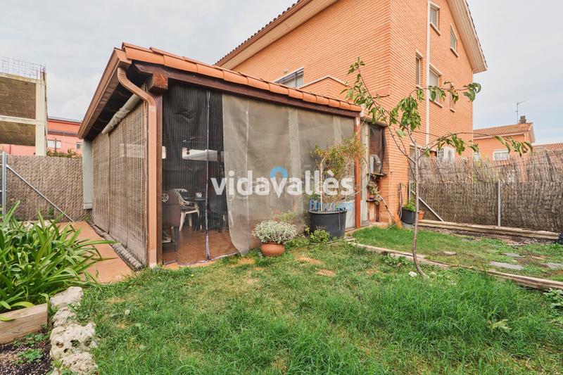 Foto a511fa12-a78f-42ee-be32-57c7802223d6. Maison jumelée dans rambla ernest lluch 63 dans Cardedeu