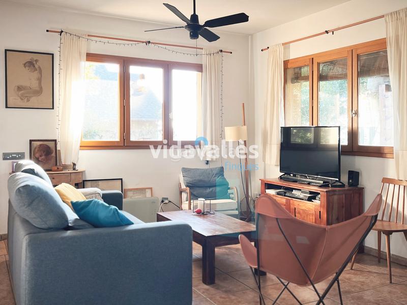 Foto dd9b722d-cdbb-4dc9-a722-feaef6d08b24. Maison avec cheminée chauffage dans Sant Antoni de Vilamajor