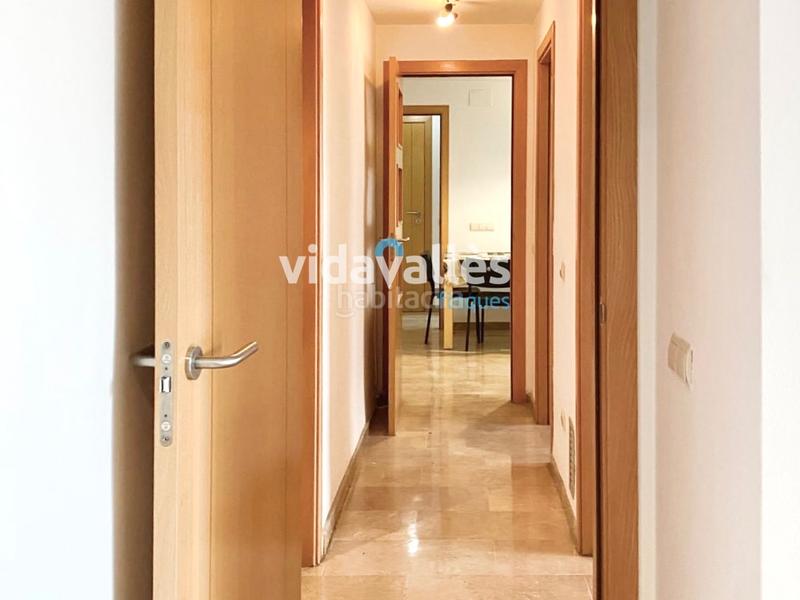 Foto 0a39e4a0-81ac-4f16-b8a4-d6b59319c33b. Pis amb calefacció aparcament piscina a Vilamarina Viladecans