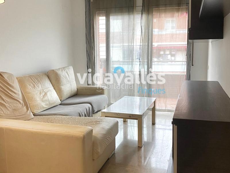 Foto 0e6125d8-8274-41b2-b29c-7f6143165a9f. Pis amb calefacció aparcament piscina a Vilamarina Viladecans