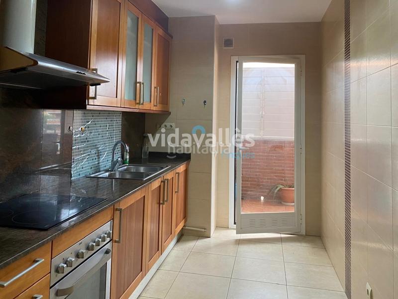 Foto 311606ae-86ef-40dc-8678-e7e3e396b8e5. Pis amb calefacció aparcament piscina a Vilamarina Viladecans