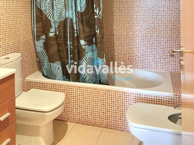 Foto 664099b9-5983-4acc-8edd-b9ff5244f243. Pis amb calefacció aparcament piscina a Vilamarina Viladecans