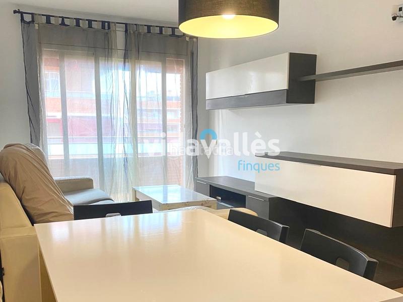 Foto 9ee78c3f-42d9-49c2-8218-2937766ca2dd. Pis amb calefacció aparcament piscina a Vilamarina Viladecans