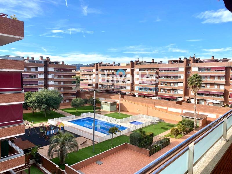 Foto dea36dda-be9e-406c-936f-1e1efa2d1e0d. Pis amb calefacció aparcament piscina a Vilamarina Viladecans