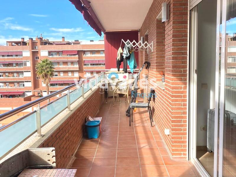 Foto fc6a13e5-12bb-4791-9477-d56fc7ce4c39. Pis amb calefacció aparcament piscina a Vilamarina Viladecans