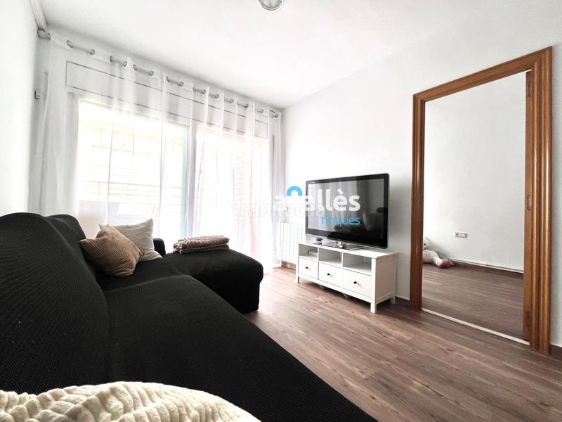 Foto 3e32fc98-5a8d-42aa-b4d8-812ead22965d. Appartement avec chauffage dans Llinars del Vallès