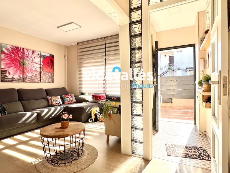 Foto 18f60c2c-9197-44a8-ab22-a5cfd8923c6b. Casa amb calefacció aparcament a Llinars del Vallès