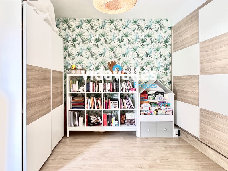 Foto 65cbd2b1-5e50-4b85-a132-1393e6614566. Casa amb calefacció aparcament a Llinars del Vallès