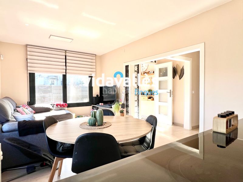 Foto 915f1bc4-cba9-4667-9d86-d5009642cfa8. Casa amb calefacció aparcament a Llinars del Vallès