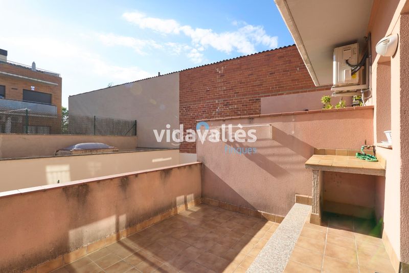 Foto b1936757-5c55-41ad-a936-ddec135aa796. Duplex con riscaldamento parcheggio in Cardedeu