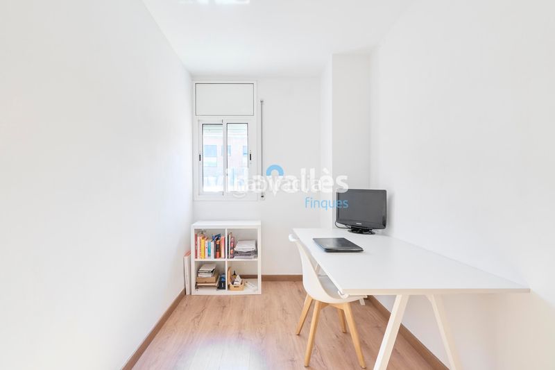 Foto b4807e83-fc3c-4485-99cd-2a0d595fea63. Duplex con riscaldamento parcheggio in Cardedeu