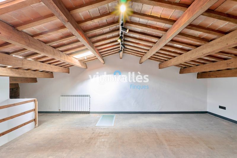 Foto 7810e3a1-6139-45da-960c-654708c57de3. Casa amb calefacció a Llinars del Vallès