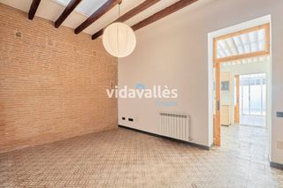House  Avinguda pau casals. Piso a la venta en llinars del vallès