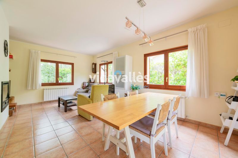 Foto 015b93f1-5919-4f50-b36c-88275220eb1a. Casa  a la venta en Caldes de Malavella