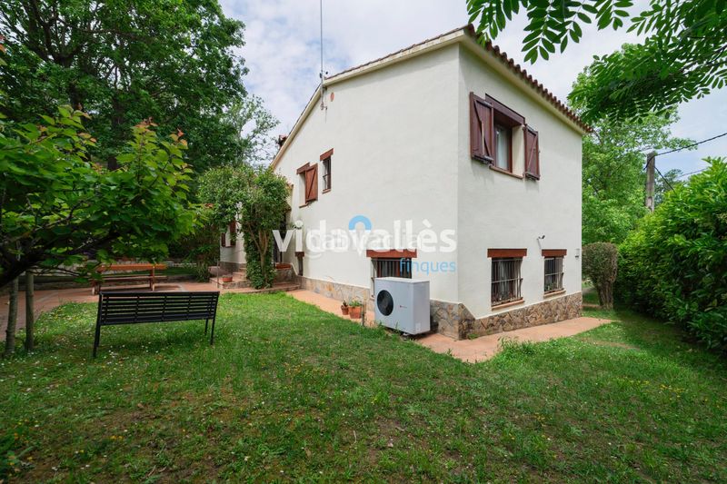 Foto 1825671c-fa78-4390-846c-751d217e3239. Casa  a la venta en Caldes de Malavella