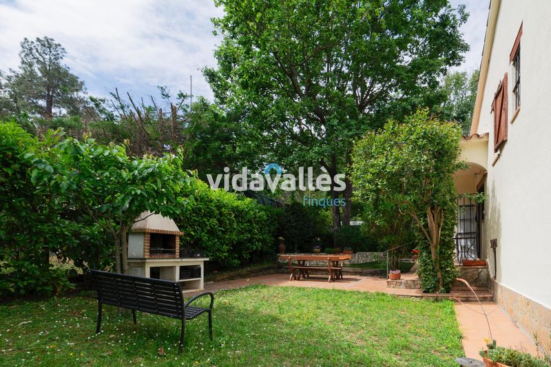 Foto 1b4dfce4-c541-457c-b283-2c2ddda8f761. Casa  a la venta en Caldes de Malavella