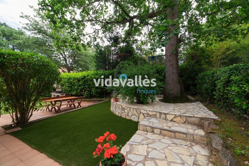 Foto 41bc1a97-bc98-4c00-8d7a-a70d4411efec. Casa  a la venta en Caldes de Malavella