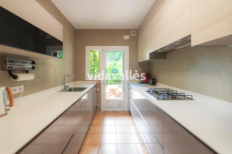 Foto 78ace59b-ee86-40b6-9917-d38ed3e09e03. Casa  a la venta en Caldes de Malavella