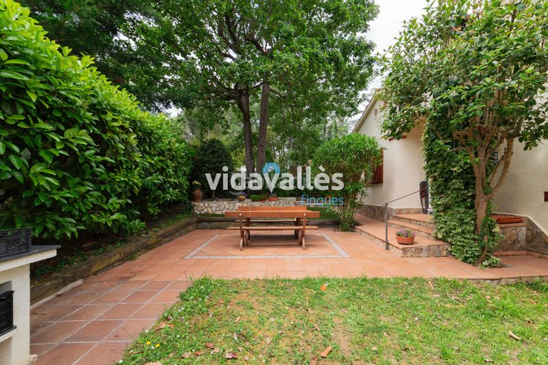 Foto a0193dd0-5afb-4736-a761-0421f026b70a. Casa  a la venta en Caldes de Malavella