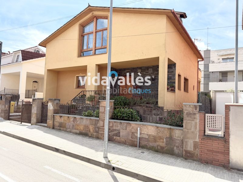 Foto 91a105be-7406-4642-8675-5c85692e9e8b. Casa amb xemeneia calefacció aparcament a Cardedeu