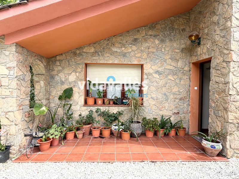 Foto 0df99a60-084d-4939-9ebc-d338013fef35. Casa amb xemeneia calefacció aparcament a Santa Maria de Palautordera