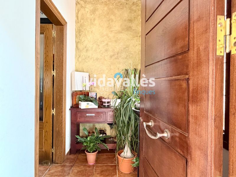 Foto 33cd7d2f-7504-4d9f-8950-5b9097cfa8a9. Casa amb xemeneia calefacció aparcament a Santa Maria de Palautordera